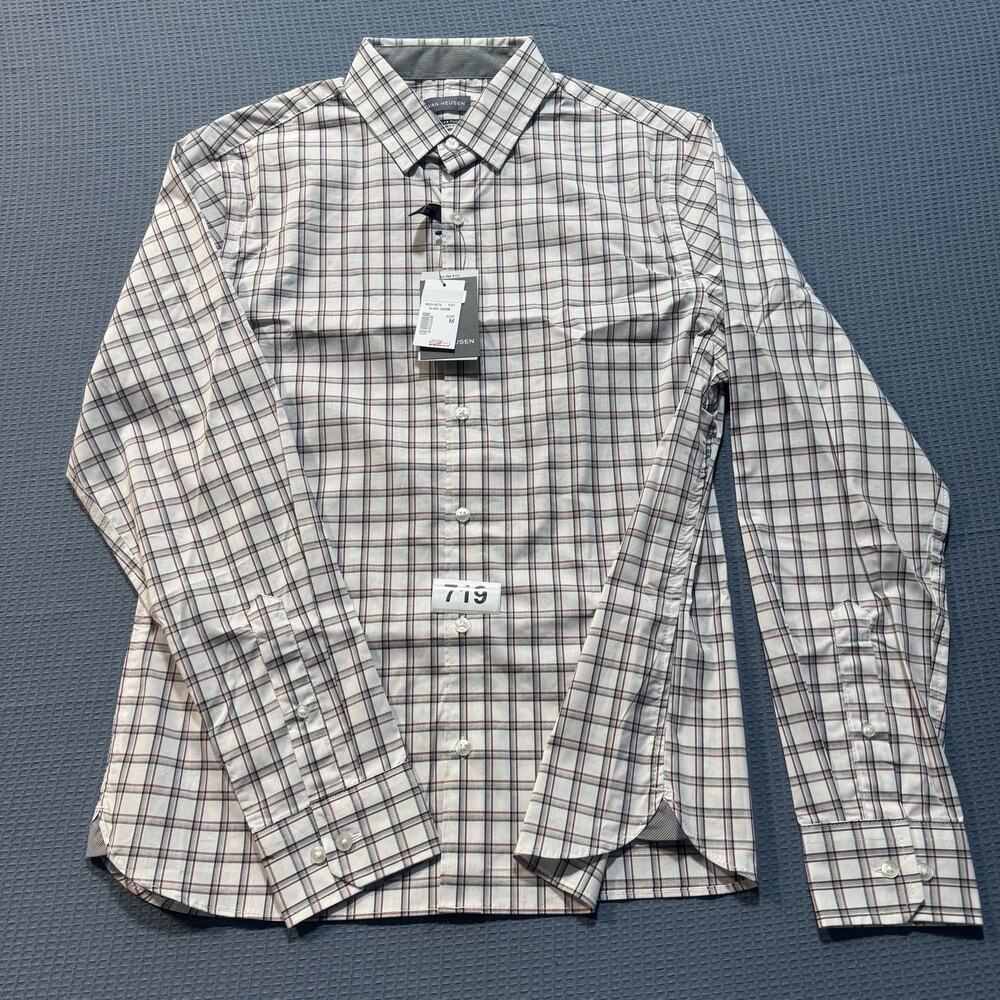 Van Heusen Men's Regular Fit Button Down‎ Collar Dress Shirt Sz M Brand New